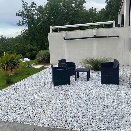 Lägenhet Neuf Dans Aiglun (Alpes-de-Haute-Provence)